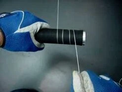 MC Works PE Knot Stick (S) -Salty Water Tackle p 1 0 6 6 0 10660 MC Workss PE Breaker II Step 3